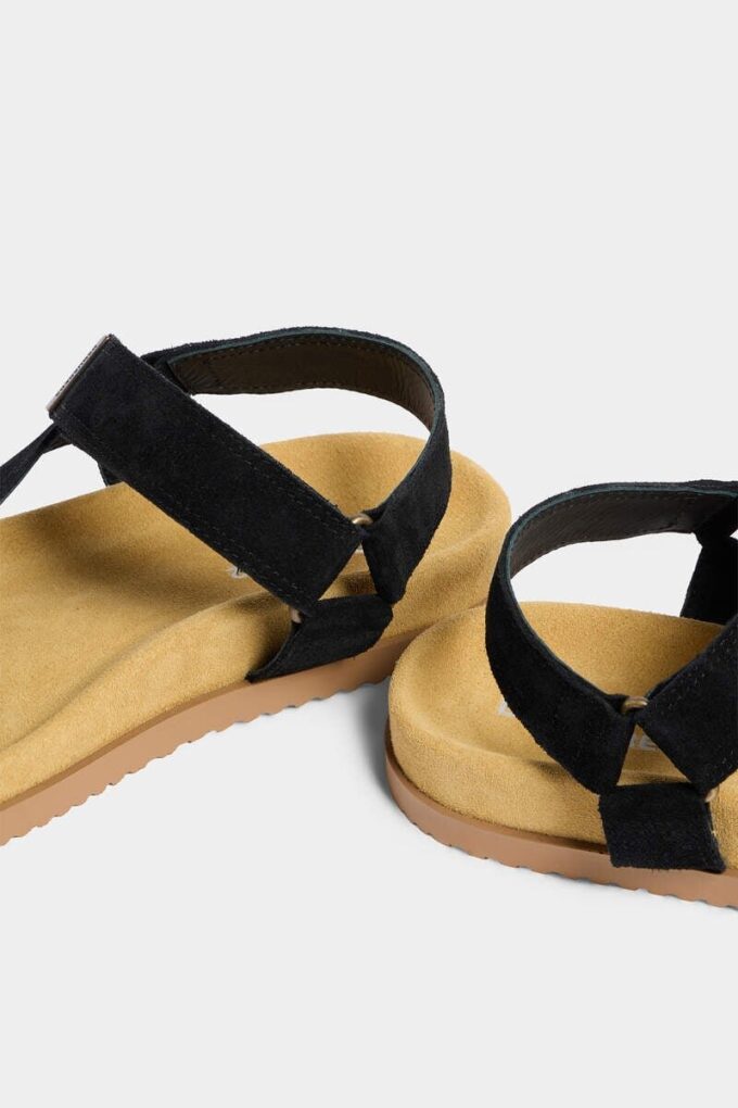 D2 Cargo flate sandaler