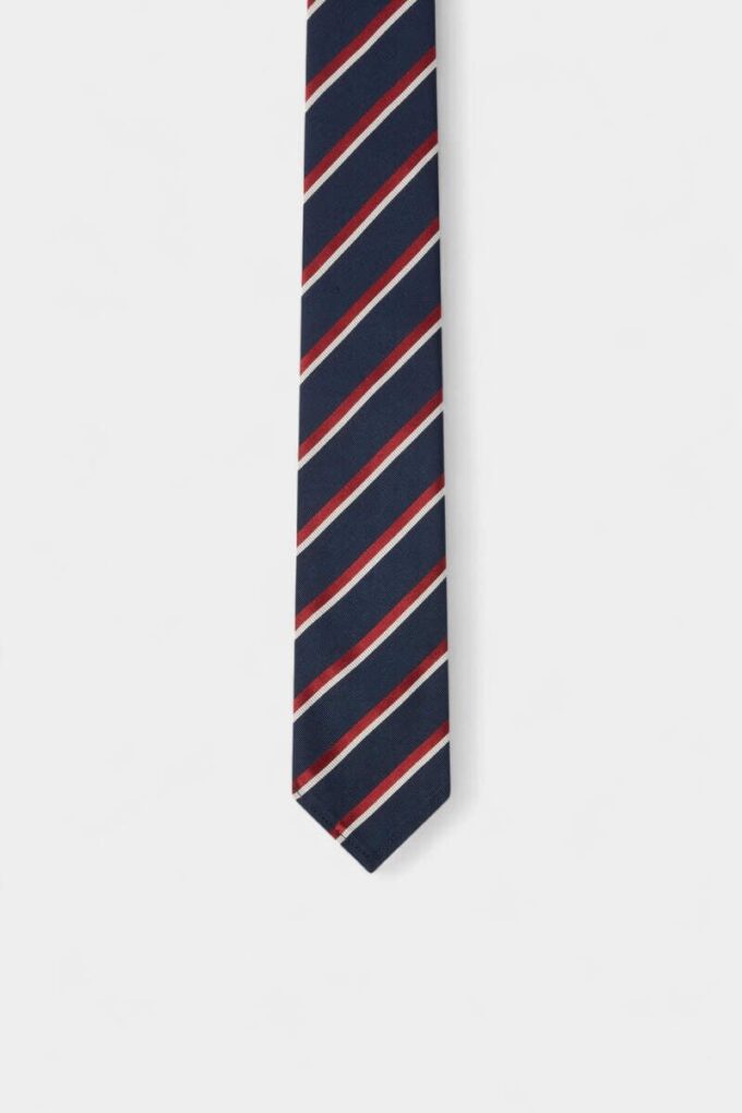 D2 Stripet klassisk slips
