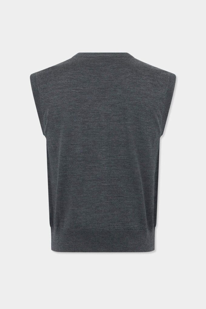 D2 ullvest