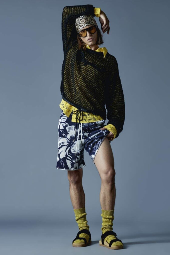 Dsquared2s karakteristiske pullover med åpent mønster