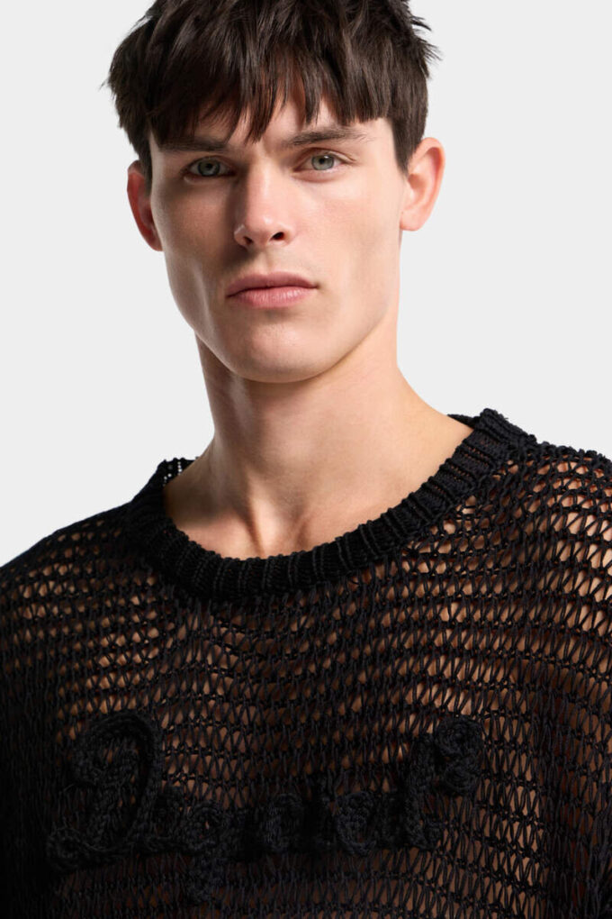 Dsquared2s karakteristiske pullover med åpent mønster