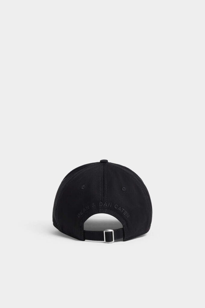 Dyp svart baseballcap