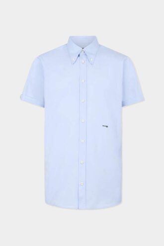 Kort, lett slim-fit skjorte