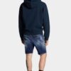 Marineblå shorts med røde prikker