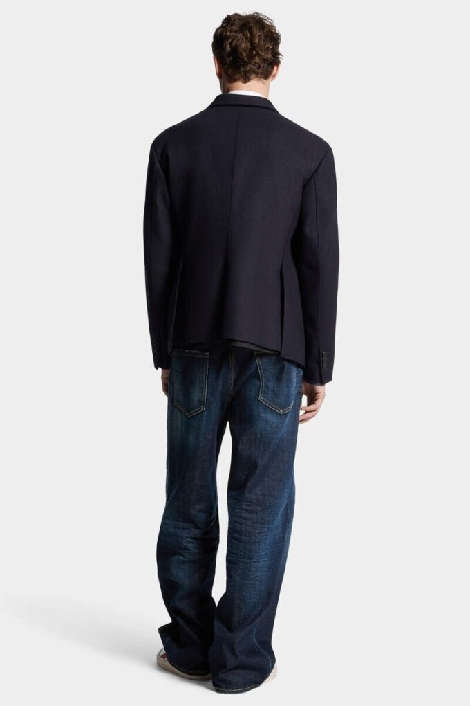 Mørke, rene jeans med løs passform