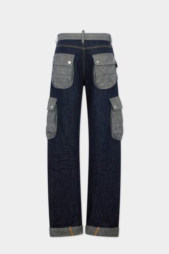 Mørke, tunge, løst vridde Jeans