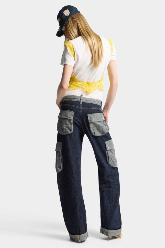 Mørke, tunge, løst vridde Jeans