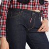 Mørkvaskede jeans med medium midje og utvidet ben Mørkvaskede jeans med medium midje og utvidet ben
