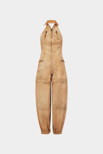 Plaggfarget jumpsuit i slitt stil