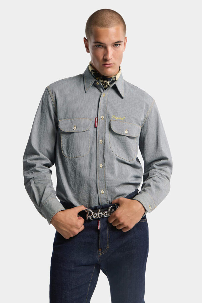 Stripet denimskjorte i kanadisk vintage-stil