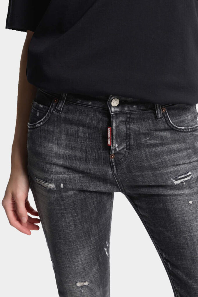 Svarte Teddy-jeans med tåkvask Svarte Teddy-jeans med tåkvask