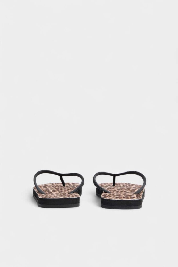 Wild2-flipflops Wild2-flipflops